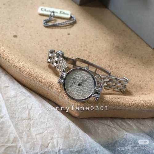 Gold and white, same price, Japanese vintage watch, Dior Dior Fashion Demon Wom