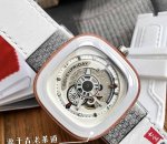 I originally bought this Sevenfriday watch casually, but the moment I opened the
