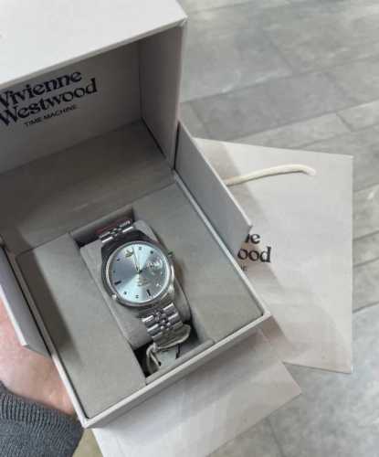 Help! ! This little blue watch from the Empress Dowager is so pretty! They real