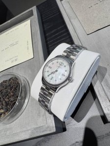Gold 280 I Want To Weld This Watch On My Hand. I Can't Resist The New Gucci Watc
