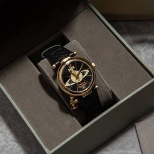 Vivienne Westwood Fashionable women's watch, innovative hollow carved Saturn rev