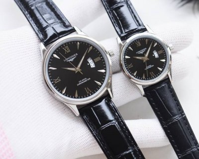 White Case with Gold Case and 20mm Steel Strap Brand: Longines Type: Couple's Wa