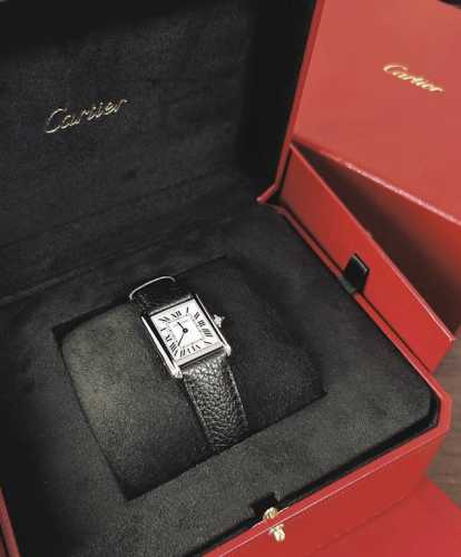 , Louis Cartier drew inspiration from tanks on the battlefield to create the Tan