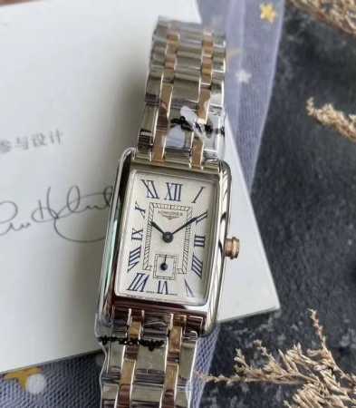 The rectangular watch from Daizovina is indeed very unique, and it exudes a lady - Click Image to Close