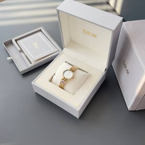 A Japanese vintage treasure: a Dior women's watch, a true fashion icon! Highly r