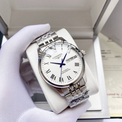 White case, gold case, steel band +20. Citizen white case 560, gold case 750, st