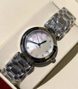 Longines Ladies' Watch with Quartz Movement, Date Display, Swiss 30mm, White Dia