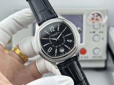 White-Gold Diamond + 50 Newly Launched Men's Model Hot Selling Model! Square Ca