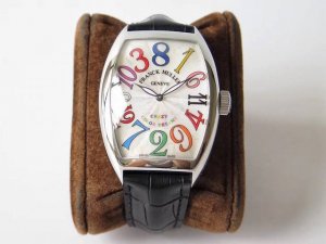 White dial with black lettering, highest version 1-1 Abf The newly upgraded Cra