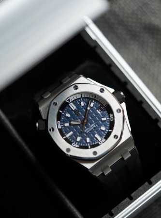 Audemars Piguet Royal Oak Offshore Series Model 15720St.Oo.A027Ca.01 Automatic M - Click Image to Close
