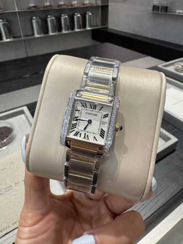 white shell gold rose 390 diamond ring + 20 Cartier French Tank series medium c