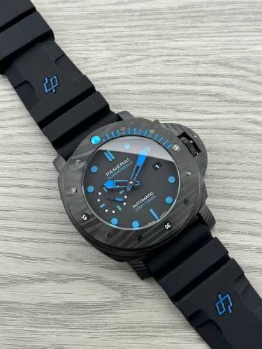 Panerai--Panerai Pam02616 Type: Men's top watch Movement: Fully automatic mechan