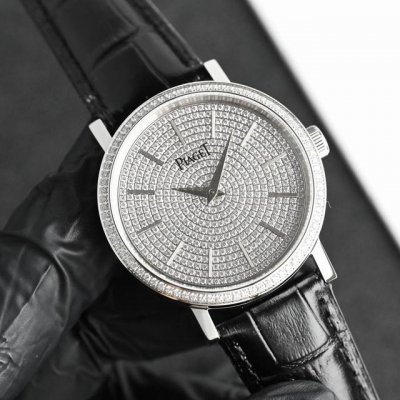 White diamonds and gold diamonds Plaget Count'S Fine Jewels Piaget high-end jewe