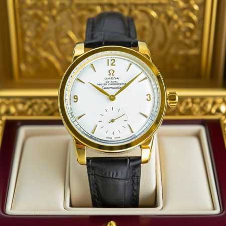 The Omega Seamaster 1948 watch is here! Welcome to appreciate it! It features a - Click Image to Close