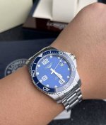 Personally, I think a 43mm watch is suitable for wrists 19cm and older. From per