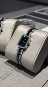 Chanel ceramic watch, Premi