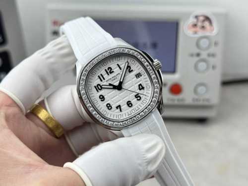 Platinum Gr Factory P Patek Philippe Quartz Aquanaut Luce 38Mm. The Italian word