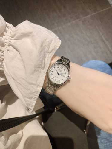 The Masterpiece Collection is a collection of classic watches, perfectly defini