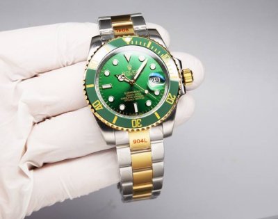 Platinum 20. Rolex People's Version Of The Submariner Is Made Of 316L Stainless