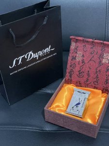 Today I'm recommending a limited edition Dupont refillable lighter, the Pharaoh