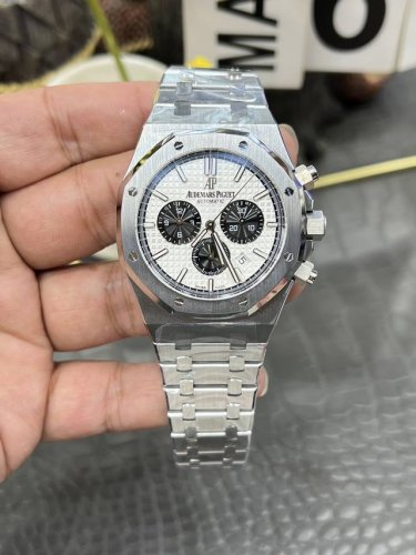 Apw Audemars Piguet 26 R Royal Oak series 41mm*11mm equipped with a customized v