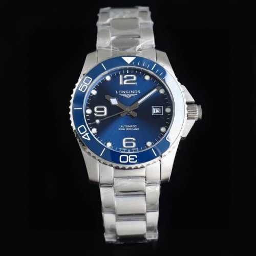 the new upgraded Concas watch with inlaid parallel luminous pearls. The Concas h