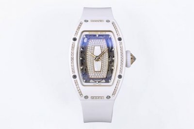 Zf Continues a Magnificent Chapter: Exquisite Brilliance. A Charming Masterpiece