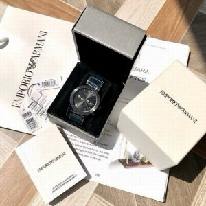 Original Armani quartz men's watch, new model from the counter! The hottest men