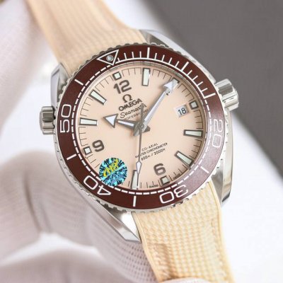 available on a rubber or steel strap, featuring the exclusive and exclusive Omeg