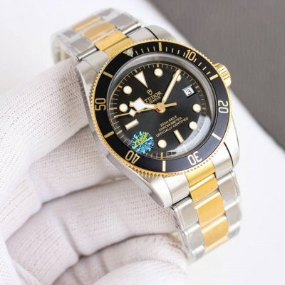 White case. Gold Steel V2 Upgraded Tudor Biwan series is undoubtedly a huge prod