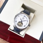 The new masterpiece, the De Ville Elegance Series watch. Just to inherit the cla