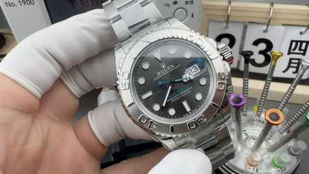 Rolex Vs Gray Yacht. Better Than C By A Mile [Facepalm][Facepalm][Facepalm] - Click Image to Close