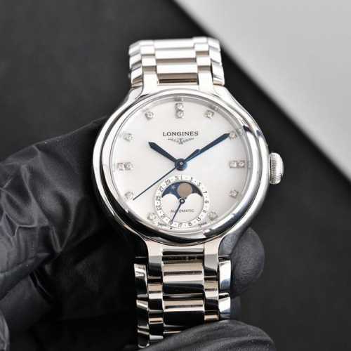 Longines' new Heart of the Moon watch, sparkling stars, eternal on your wrist. M