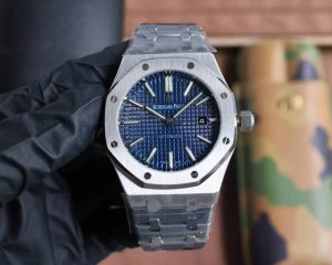 Brand: Audemars Piguet - Ap20020 Series: Royal Oak Type: Men's Mechanical Watch