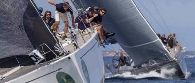 The Yacht-Master is a professional nautical watch suitable for water sports and