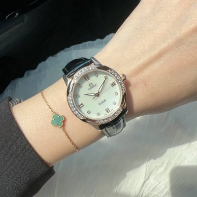 Omega Omega Flower Goddess Essential, Watch Features Double Sapphire Crystal Gla