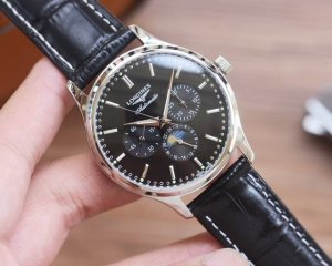 White, gold, steel strap 20 Men's favorite six-hand watch Latest: Longines' bes