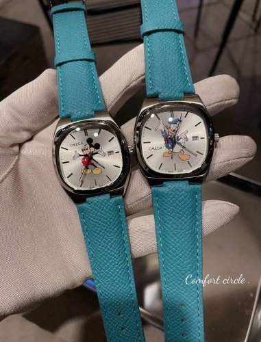 Unique and cool combination Omega TV Mickey Mouse vs. Donald Duck Surprising pr