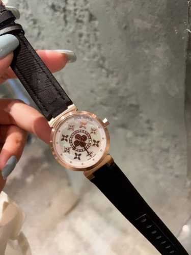 Lv super masterpiece, the full series of Lv Tambour Slim has been airborne into
