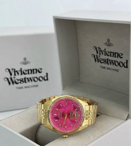 My family and I finally got our hands on this super flattering dragon fruit-colo