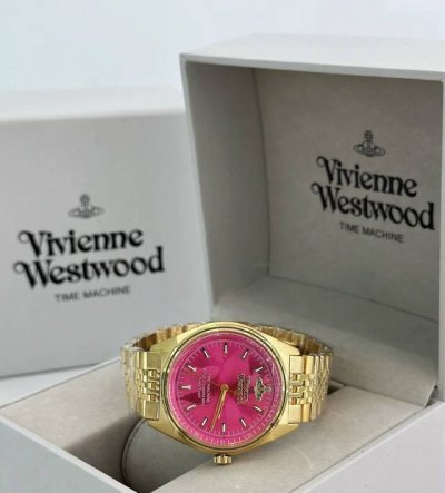 My family and I finally got our hands on this super flattering dragon fruit-colo