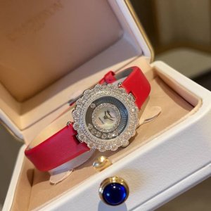 Happy Diamonds, as Chopard's most popular and best-selling series, has always in