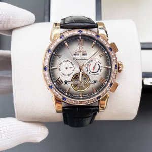 Gold and white Omega at the same price - Omega's hot new product features a ful
