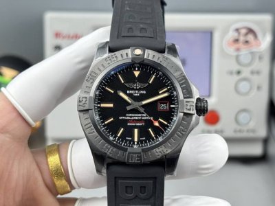 V2-V4 version Gf Breitling Avenger Blackbird Reconnaissance Aircraft 44 series V