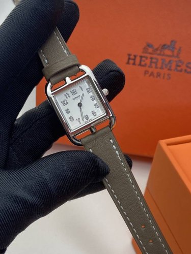 H Watch Hermes Classic Leather Belt Last Year's Best-Selling Price P Unchanged Q