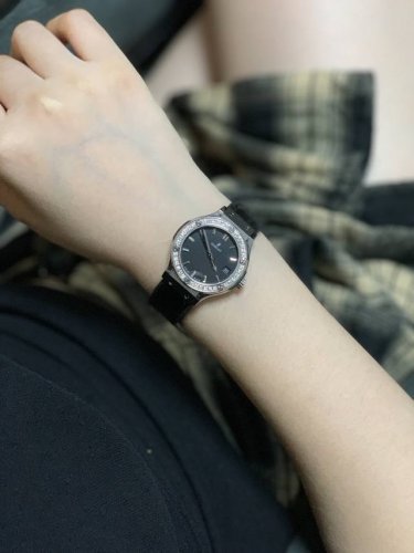 Hublot Classic Fusion Series! The Latest Hublot Women's 33Mm Quartz Luxury Watch
