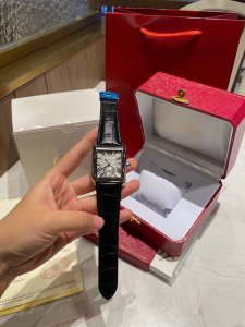 The ultimate version of Andy Lau's British Tank series watch, a square men's wa