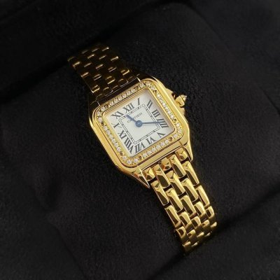 High-end, premium watch, available in sizes 2230mm (small) and 2737mm (large)!