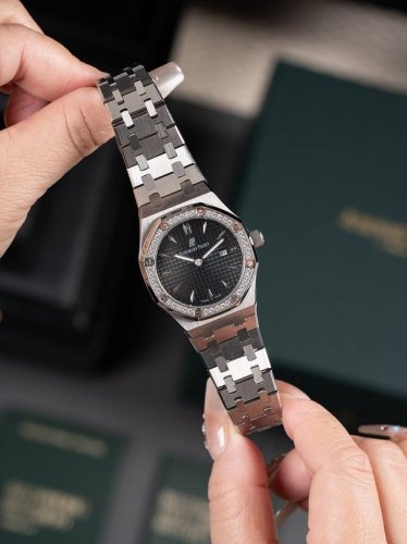 Gold And Silver Are The Same Price Audemars Piguet Royal Oak Series 67651Or Ladi