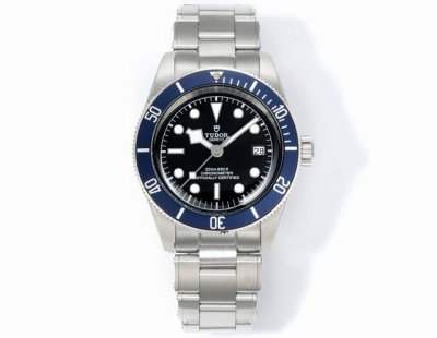 V2 Upgraded Tudor Biwan series is undoubtedly a huge product line for Tudor. Thi